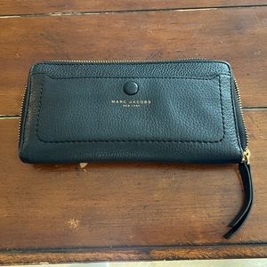 Marc Jacobs wallet